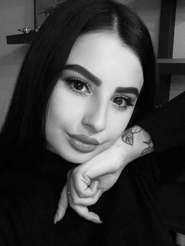 Юна